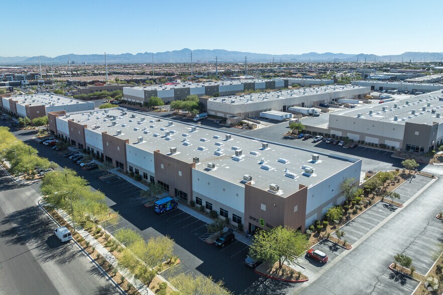 More Photos Of 7061 W Arby Ave, Las Vegas Warehouse For Lease