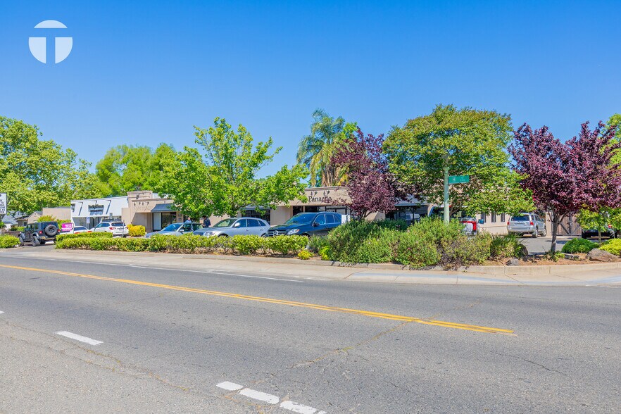 More Photos Of 5363-5379 H St, Sacramento Unknown For Lease