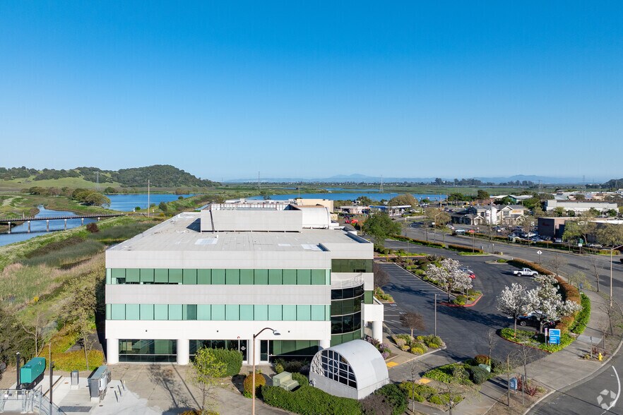 More Photos Of 88 Rowland Way, Novato Medical For Sale