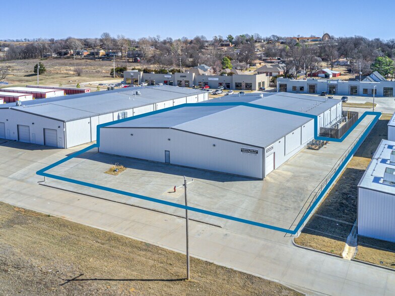 More Photos Of 1120 N Birch Ave, Broken Arrow Industrial For Sale