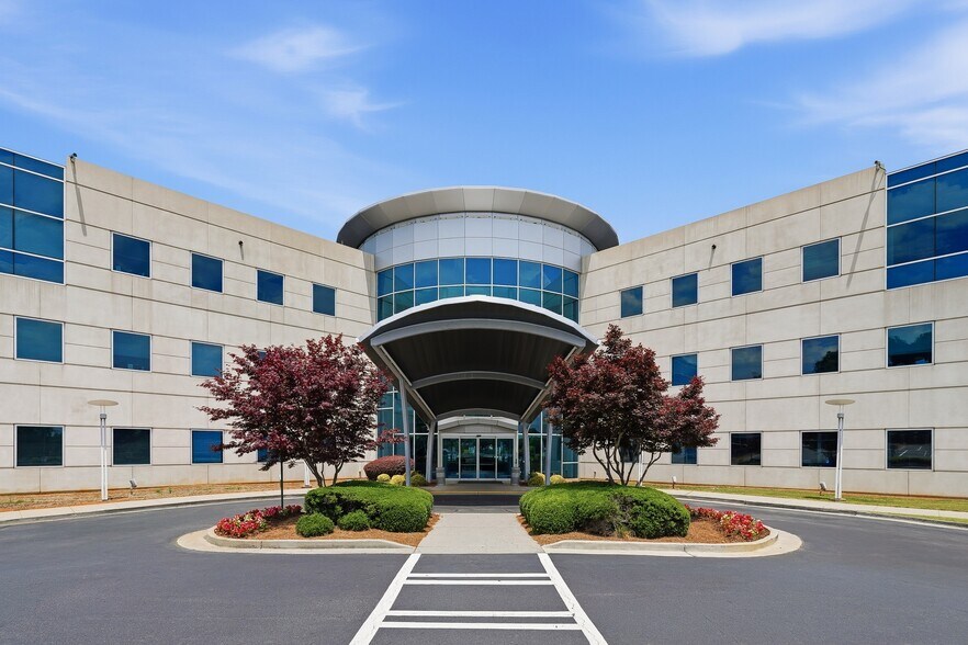 More Photos Of 771 Old Norcross Rd, Lawrenceville Medical For Lease