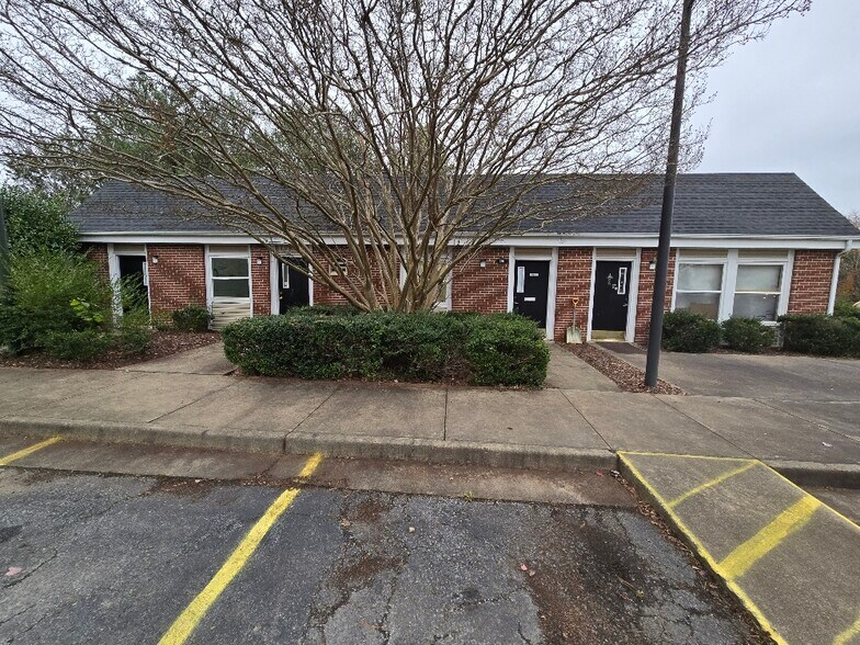 More Photos Of 201 Brickyard Dr, Dillwyn Apartments For Sale