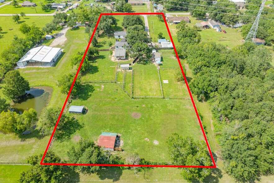 More Photos Of 2230 Nancy St, Alvin Specialty For Sale