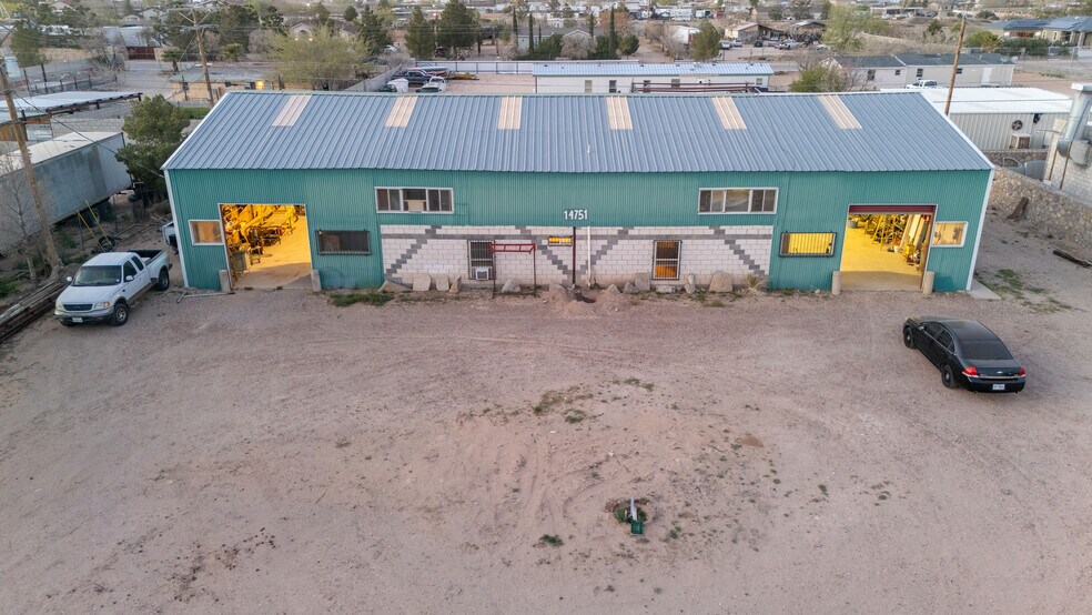 Primary Photo Of 14751 Horizon Blvd, Horizon City Warehouse For Lease