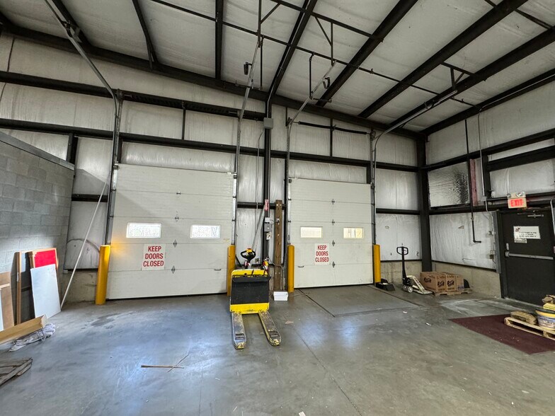 More Photos Of 155 Industrial Dr, Northampton Warehouse For Lease