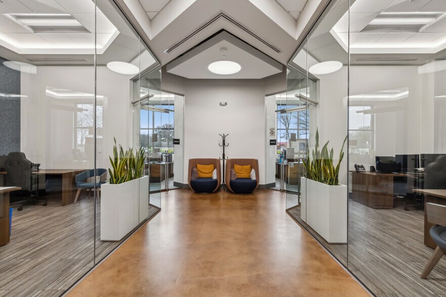 More Photos Of 4600 Eden Rd, Arlington Loft Creative Space For Sale