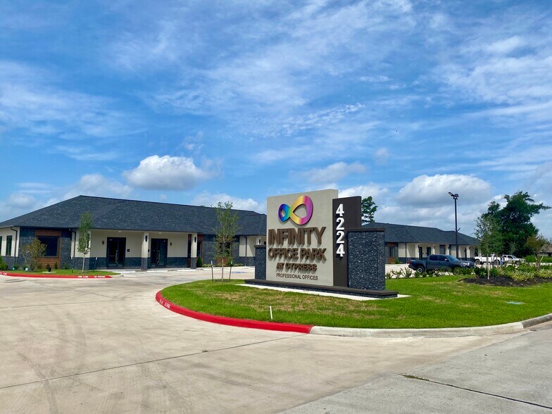 More Photos Of 4224 Cypress Creek Pky, Houston Office For Sale