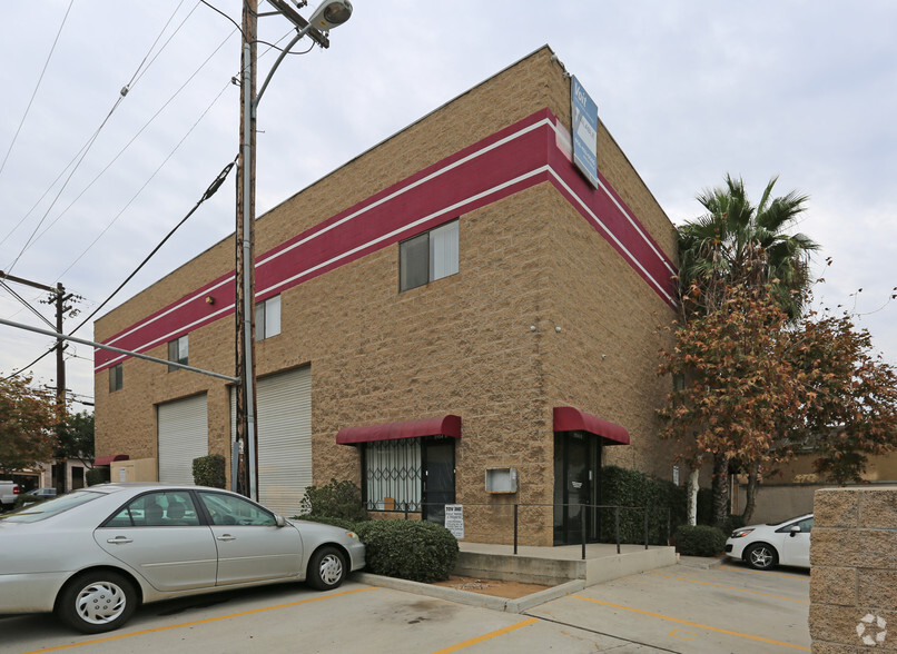 Primary Photo Of 2104 Wilson Ave, National City Warehouse For Lease