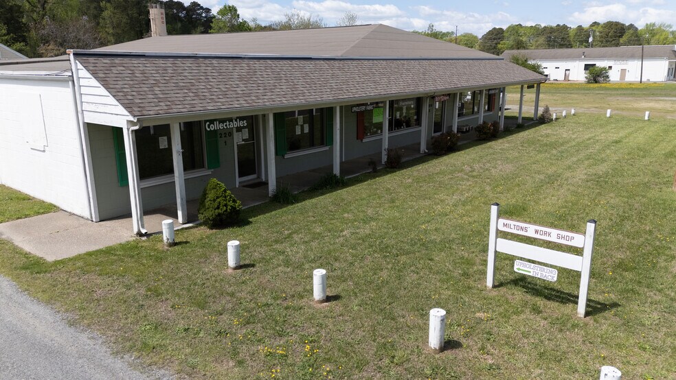 Primary Photo Of 220 Chesapeake Dr, White Stone Office For Sale