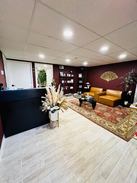 More Photos Of 111 Courtyard Dr, Hillsborough Office For Sale