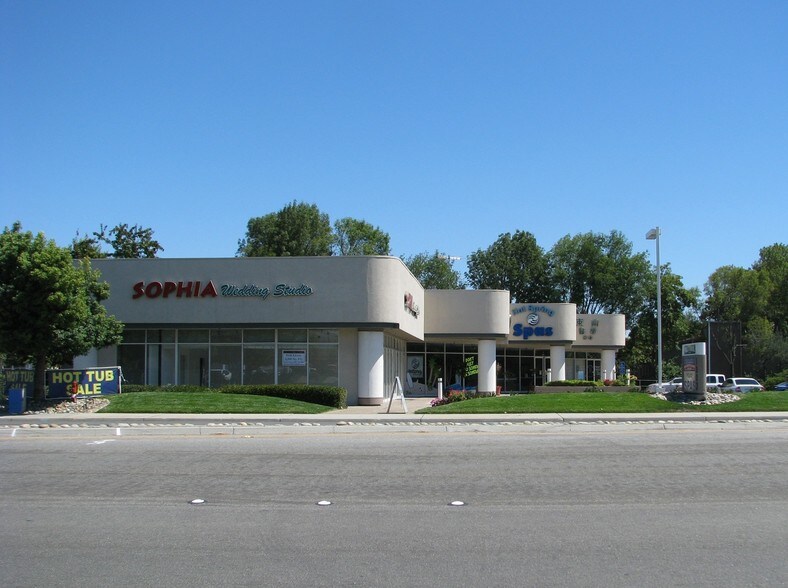 More Photos Of 1002 S De Anza Blvd, San Jose Freestanding For Lease