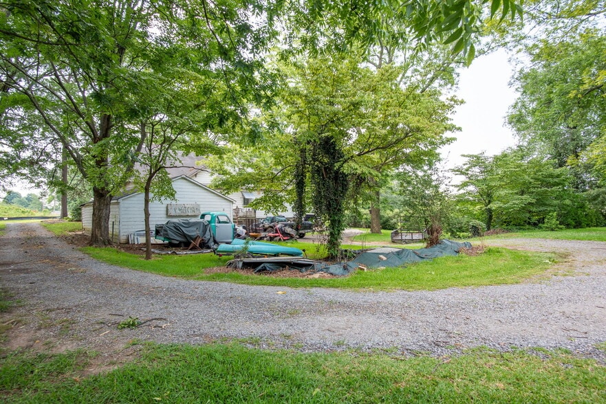 More Photos Of , Kings Mountain Unknown For Sale