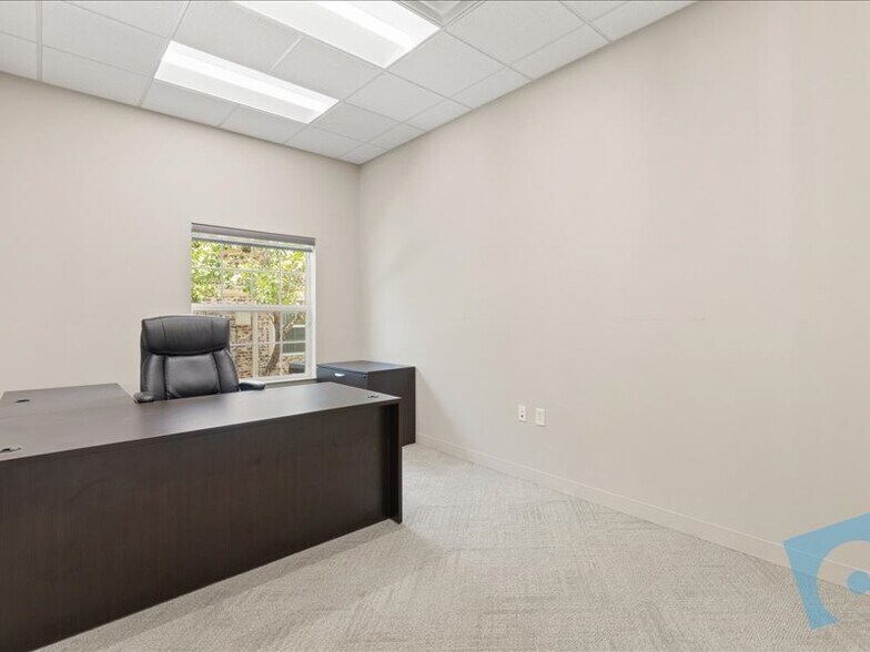 More Photos Of 210 Miron Dr, Southlake Medical For Lease