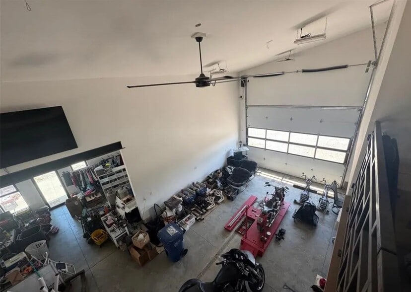 More Photos Of 19199 Quarry Rd, Warrenton Service For Sale