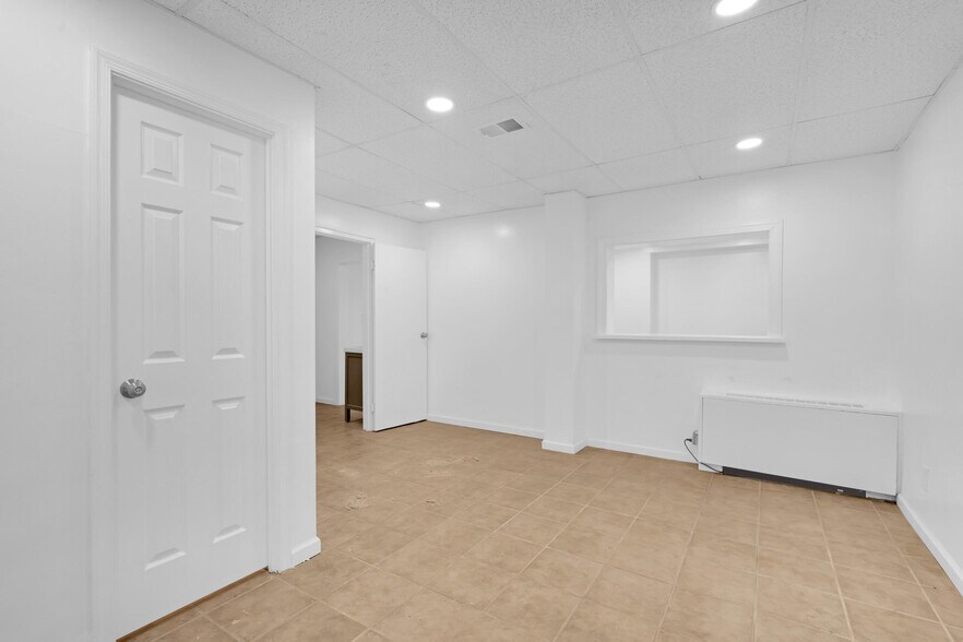 More Photos Of 5565 Columbia Pike, Arlington Multifamily For Sale