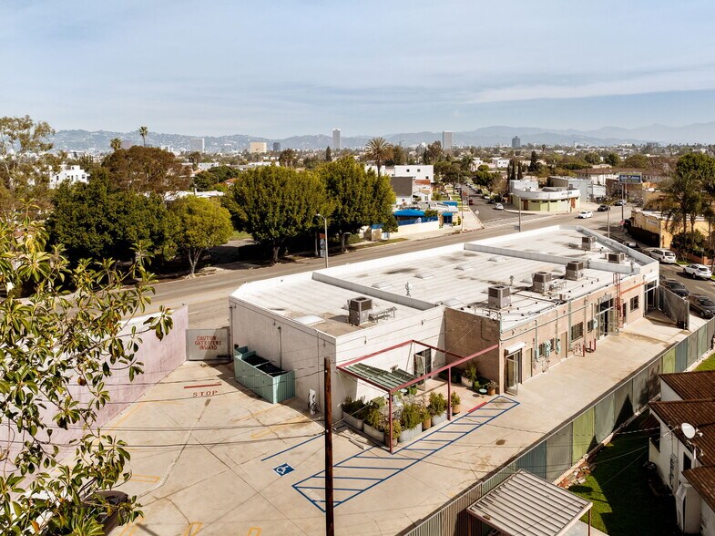 More Photos Of 5450-5458 W Washington Blvd, Los Angeles Office For Lease