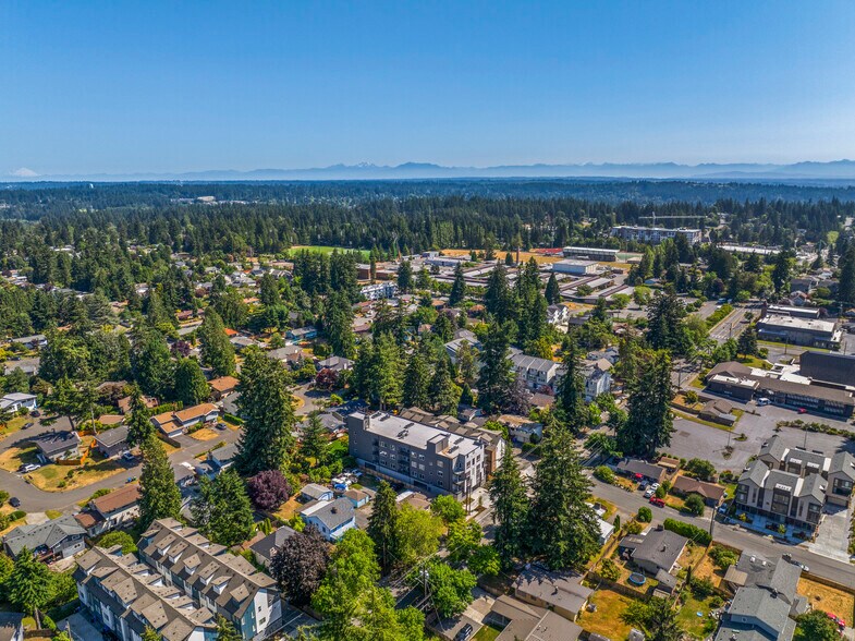 More Photos Of 2152 N 185th St, Shoreline Apartments For Sale