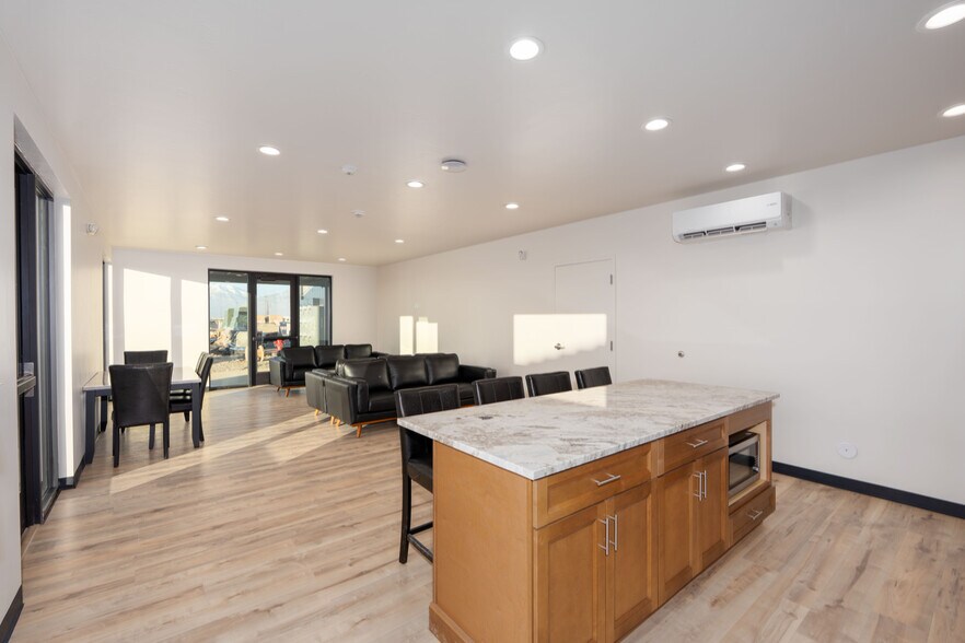 More Photos Of 2050 N 300 W, Spanish Fork Specialty For Sale