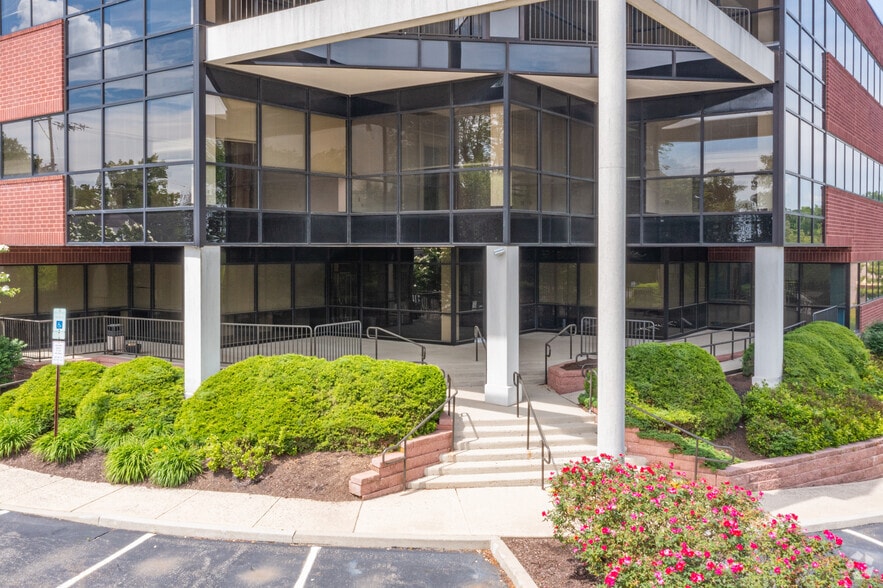 More Photos Of 45-53 Baltimore Pike, Glen Mills Unknown For Lease