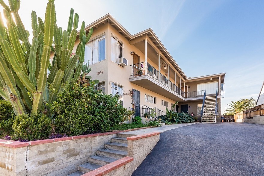 More Photos Of 1037 Sanborn Ave, Los Angeles Apartments For Sale