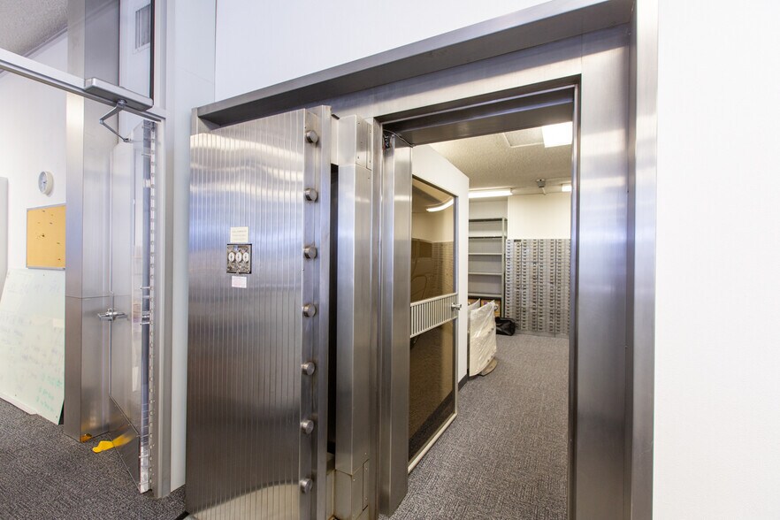 More Photos Of 41 E Live Oak Ave, Arcadia Storefront Retail Office For Sale