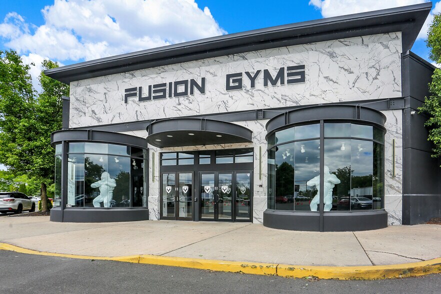 More Photos Of 179 Lincoln Hwy, Fairless Hills Health Club For Lease
