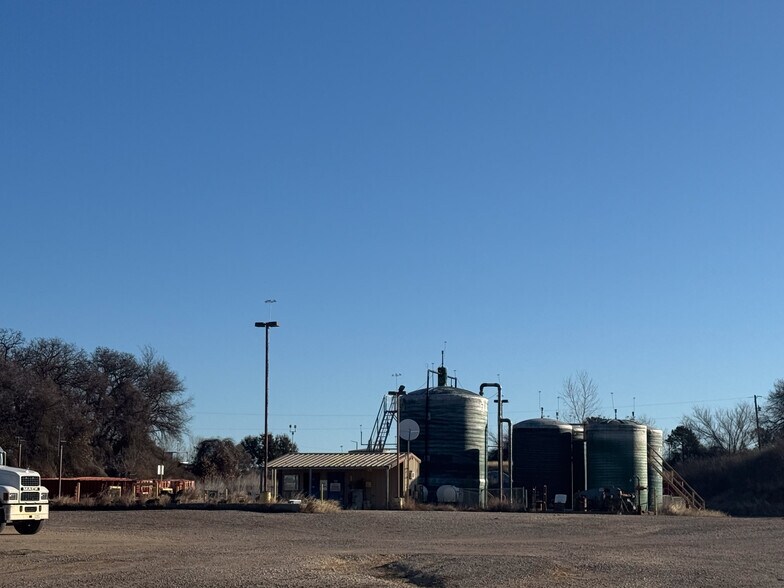 More Photos Of 3605 US-67 Hwy, Rainbow Industrial For Sale