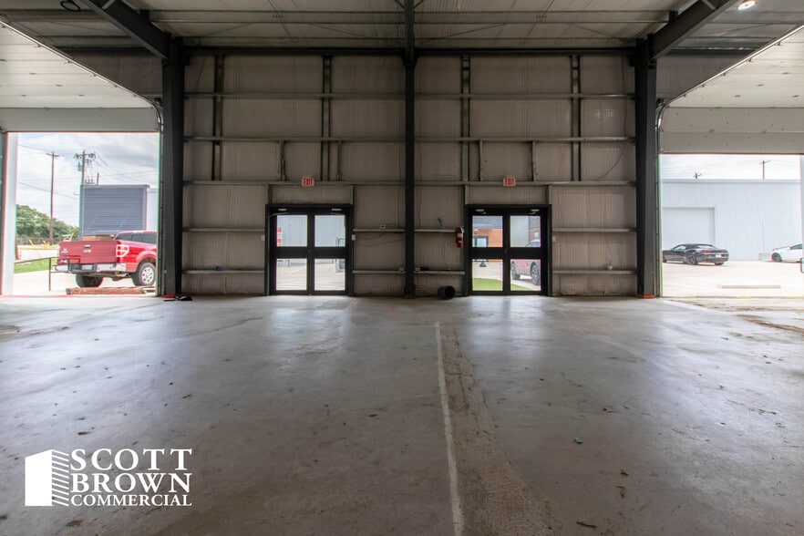 More Photos Of 1651 Hill Ln, Little Elm Unknown For Lease