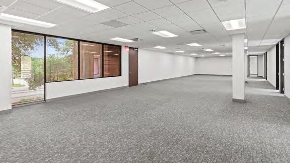 More Photos Of 1901 Babcock Rd, San Antonio Medical For Sale