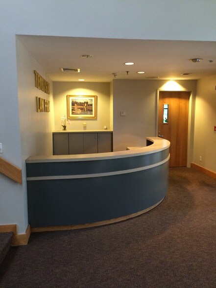 More Photos Of 425 Pleasant St, Brockton Office For Lease