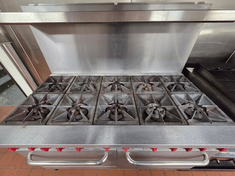 More Photos Of 107 W Coal Ave, Gallup Restaurant For Sale