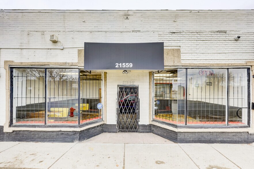 More Photos Of 21559 Grand River Ave, Detroit Storefront For Lease