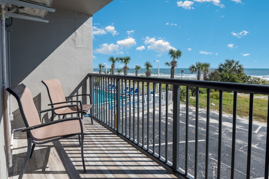More Photos Of 2711 S Ocean Blvd, Myrtle Beach Hotel For Sale