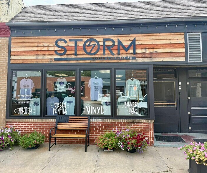 More Photos Of 107 E Commercial St, Waterville Storefront Retail Office For Sale