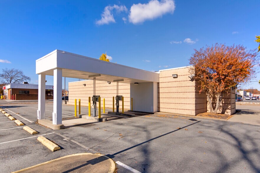 Primary Photo Of 1101 E Azalea Ave, Richmond Bank For Sale