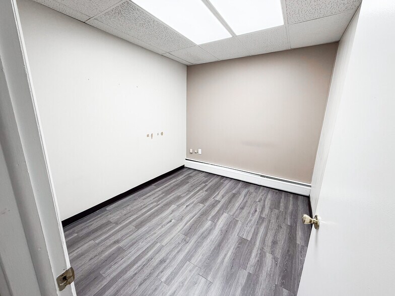 More Photos Of 339 N Route 73, Berlin Medical For Lease