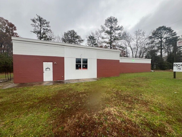 Primary Photo Of 5051 Tidewater Trl, Church View Flex For Lease