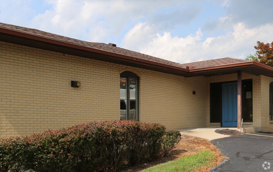 More Photos Of 292-302 N Detroit St, Xenia Office For Lease