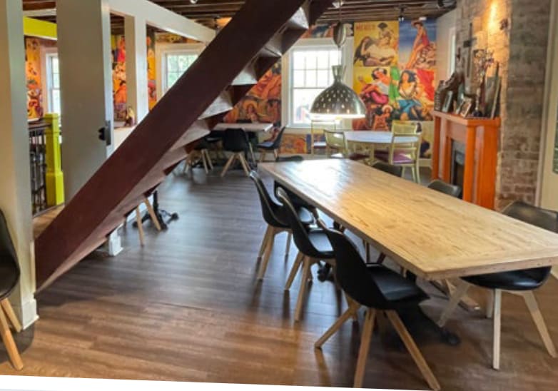 More Photos Of 6112 Montgomery Rd, Cincinnati Restaurant For Lease