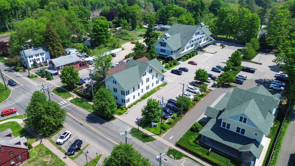 More Photos Of 90 Wall St, Madison Medical For Lease