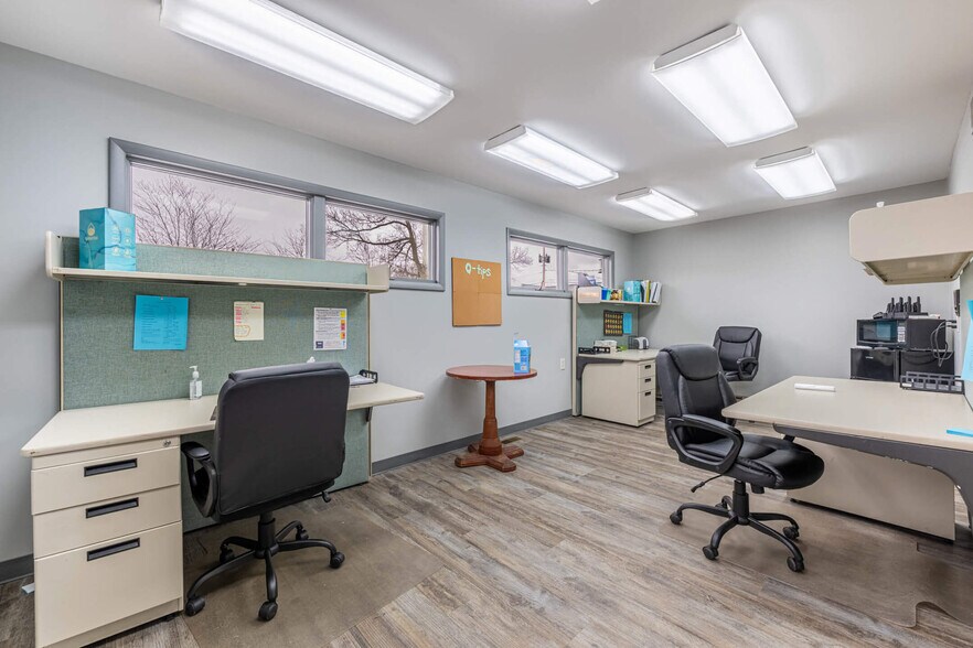 More Photos Of 227 E Cecil St, Springfield Restaurant For Sale