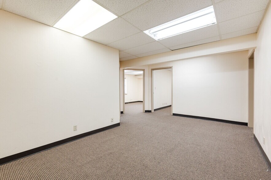 More Photos Of 3801 NW 63rd St, Oklahoma City Office For Lease