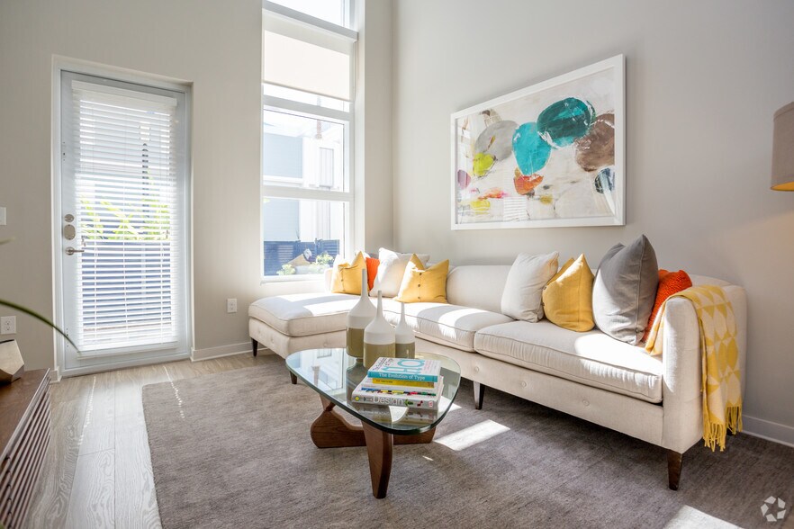 More Photos Of 190 SE 5th Ave, Delray Beach Apartments For Lease