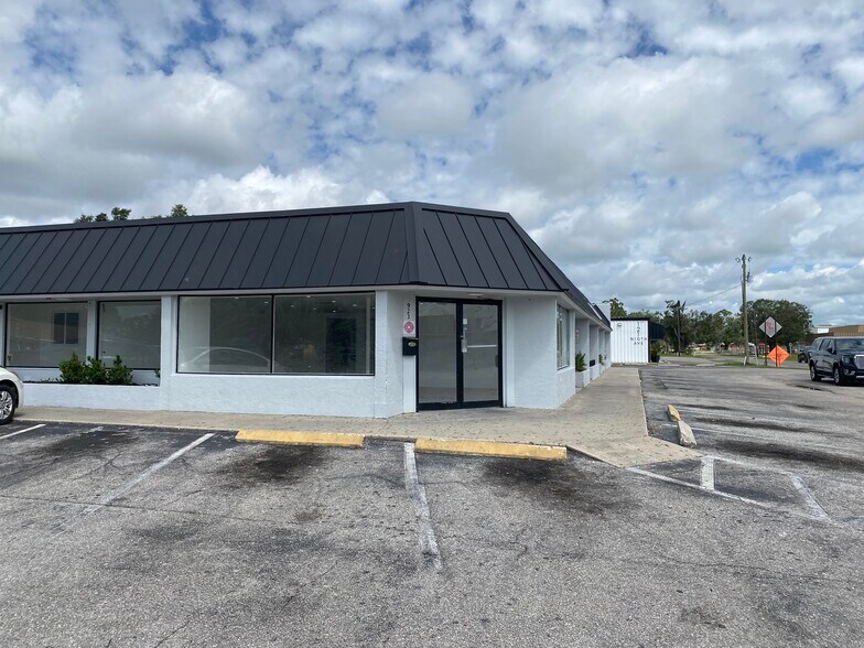 More Photos Of 917-923 E Oak St, Arcadia Unknown For Lease