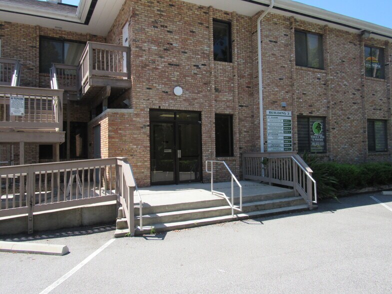 More Photos Of 595 W Granada Blvd, Ormond Beach Medical For Sale