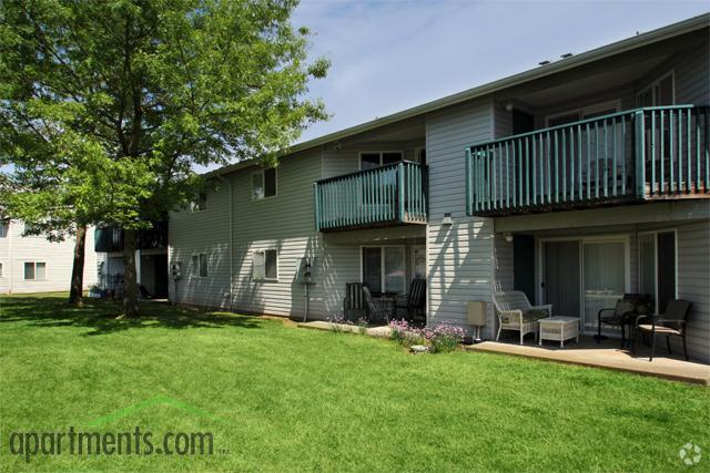 More Photos Of 2231 NE Bridgecreek Ave, Vancouver Apartments For Sale