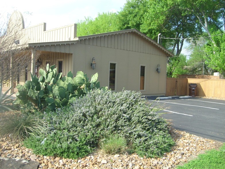 More Photos Of 31134 Interstate 10 W, Boerne Office For Sale