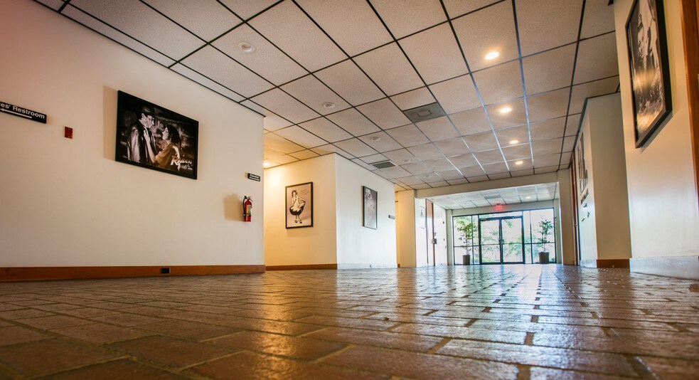 More Photos Of 375 E Central Ave, Winter Haven Office Residential For Sale