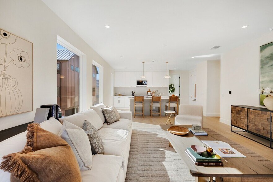 More Photos Of 3528 Gonzales st, Austin Land For Sale