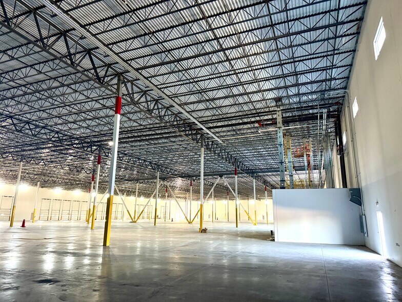 More Photos Of NW 44th, Ocala Unknown For Lease